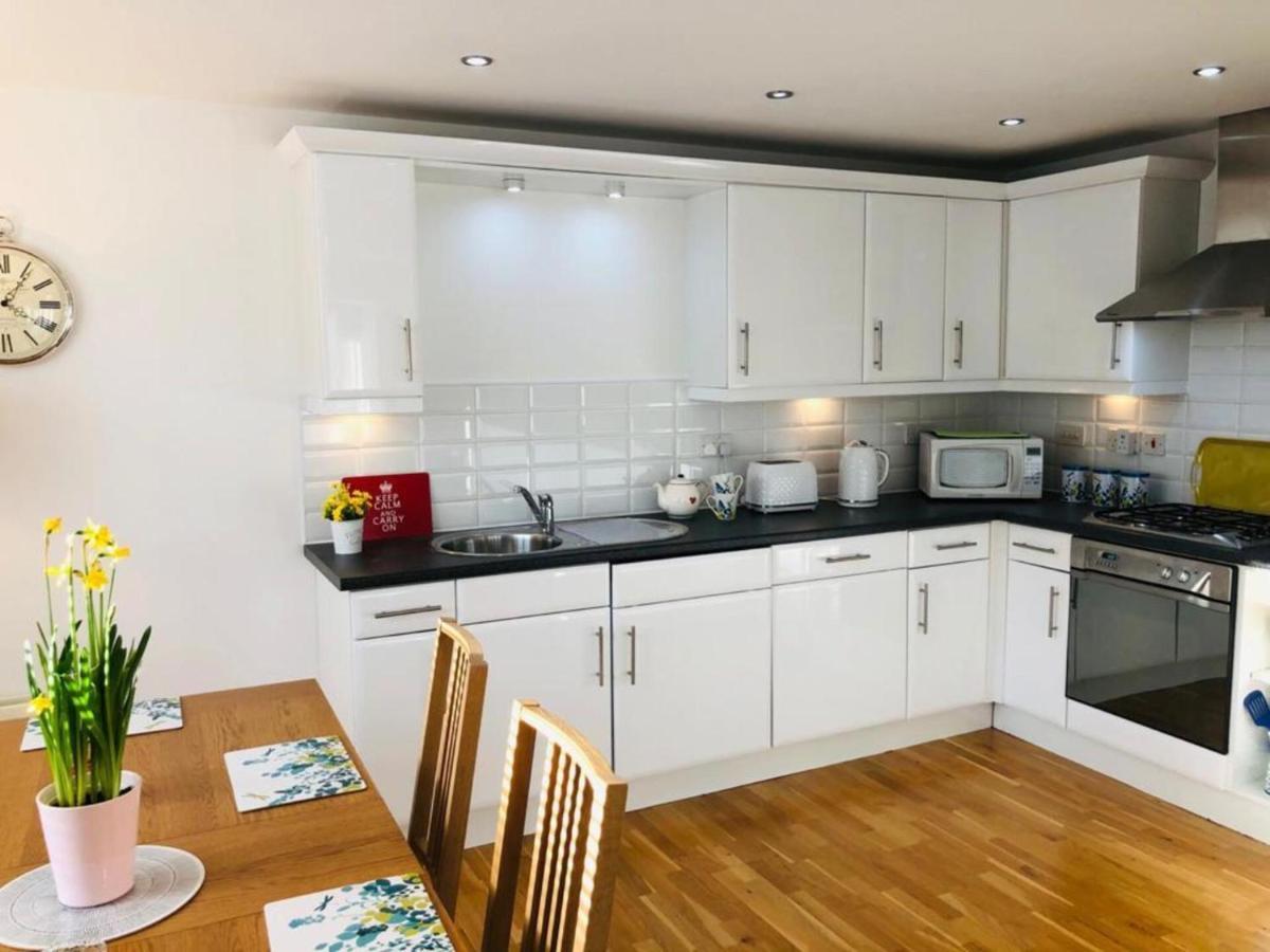 Remarkable 2 Bed Apartment In Эдинбург Экстерьер фото