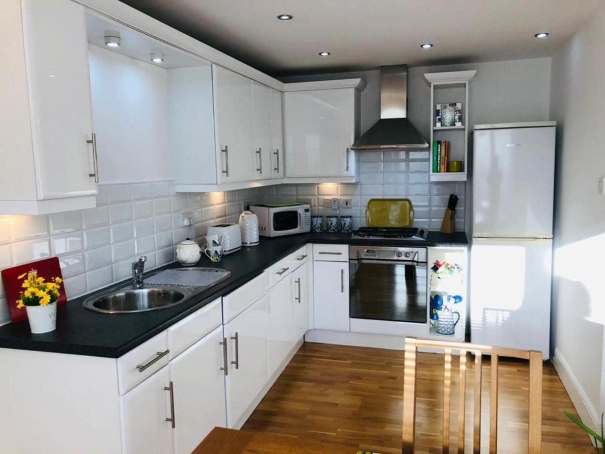 Remarkable 2 Bed Apartment In Эдинбург Экстерьер фото